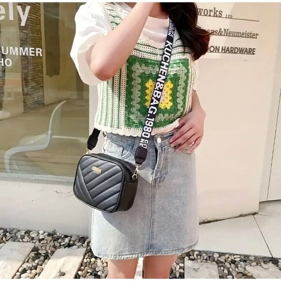 Adjustable Crossbody Bag - Picture 2 of 4